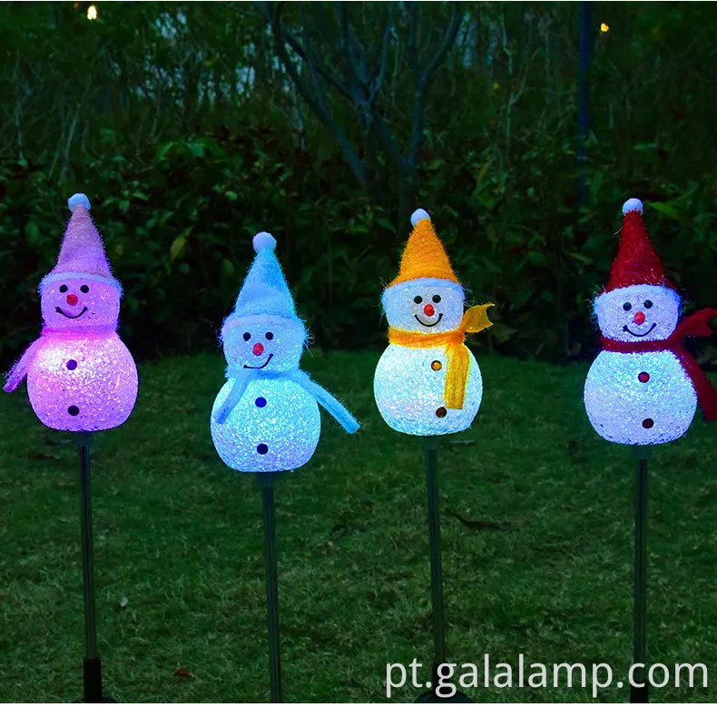 Iluminando luminárias de piso solar festivas para decoração ao ar livre